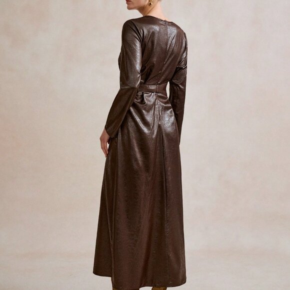 Brown Bohemian Women's Maxi Dress with Round Neck, Cinched Waist, Belt Detail - Picture 2 of 6